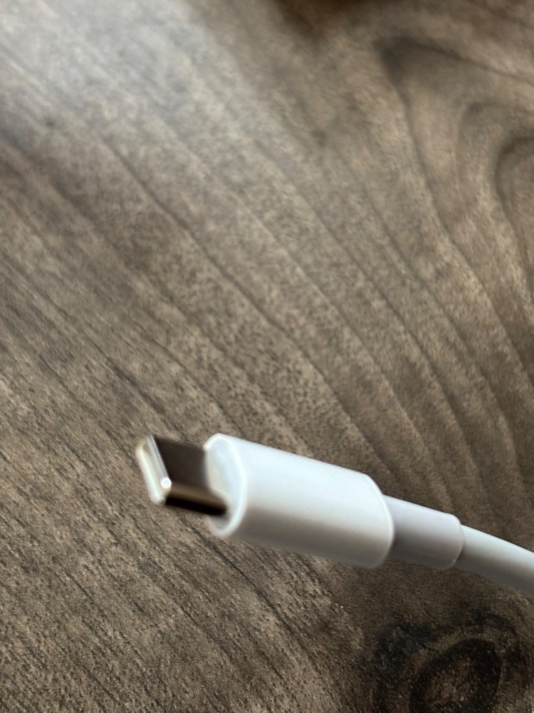 USB-C to SD Card Reader