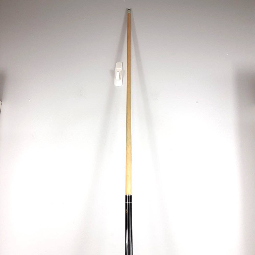 Tai ba Pool Cue Stick with Case 19.5 oz Joint Protector EUC