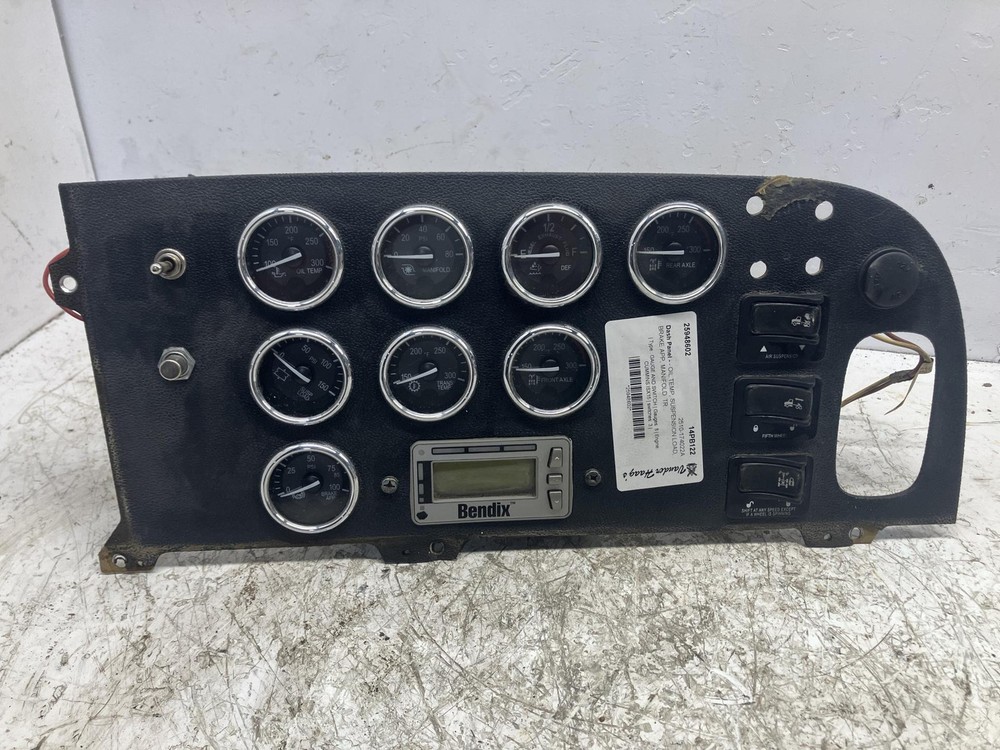 2006-2015 Peterbilt 386 GAUGE AND SWITCH Dash Panel - Used