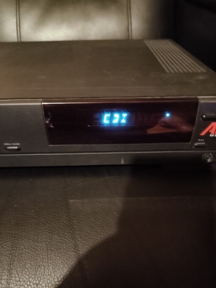 Rare AEI Music Prodisc CDI200/37 Compact Disc Interactive Player Untested