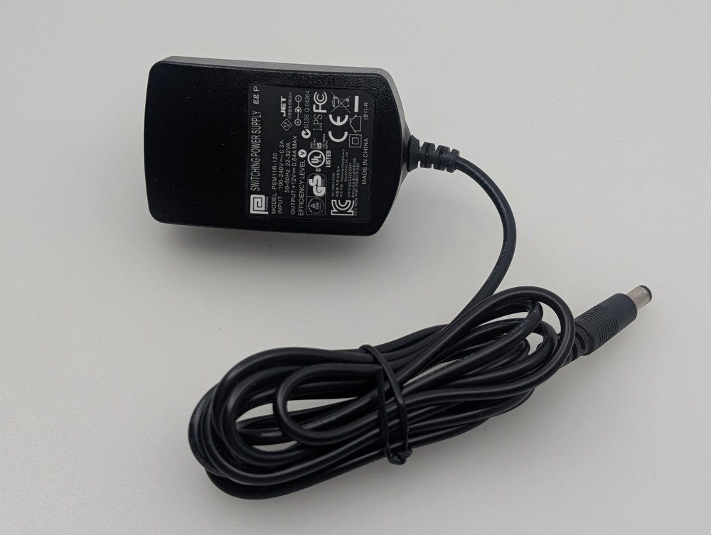 Blackmagic Design HyperDeck Shuttle 2 with original power supply