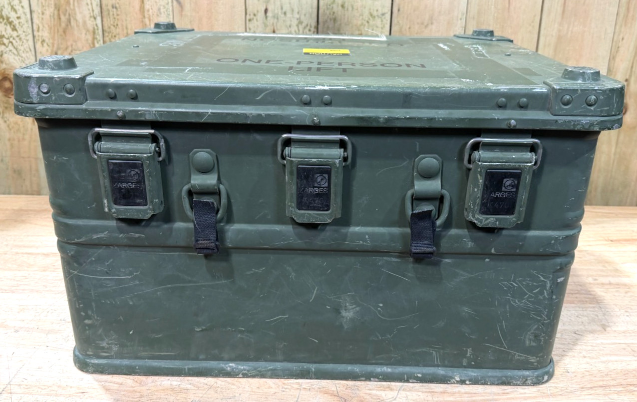 Zarges Metal K470 22.5x18x13.5" Military Surplus Storage Case Green