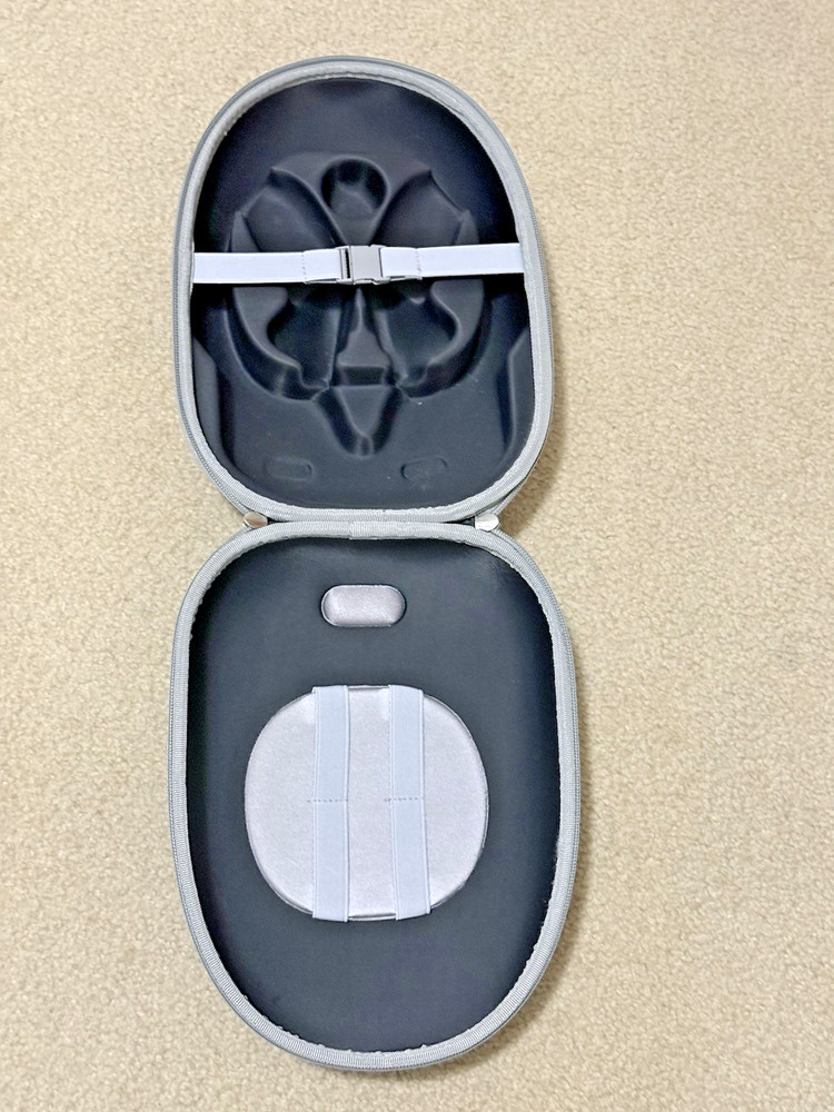 Meta Quest Oculus 3 - Multiple Accessories for VR Headset. Mint Conditions