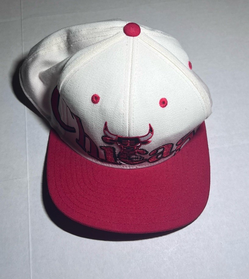 Vintage Chicago Bulls Adidas SnapBack Rare Windy City Edition NBA