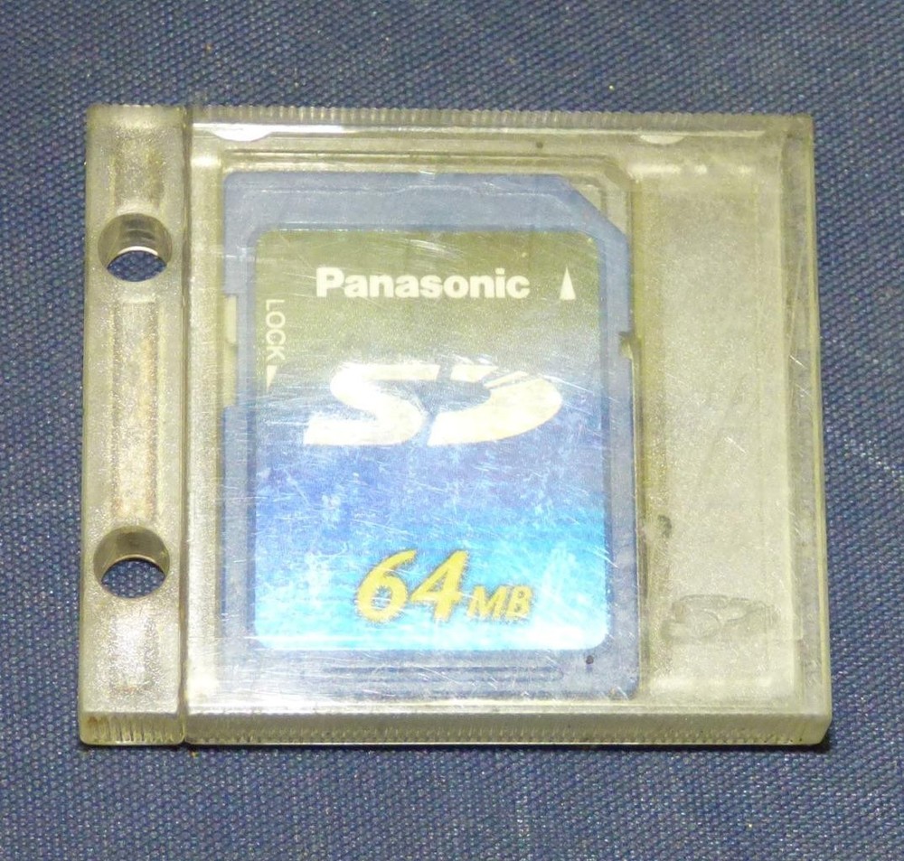 COMPACTFLASH MEMORY CARD LOT 9 DISCS