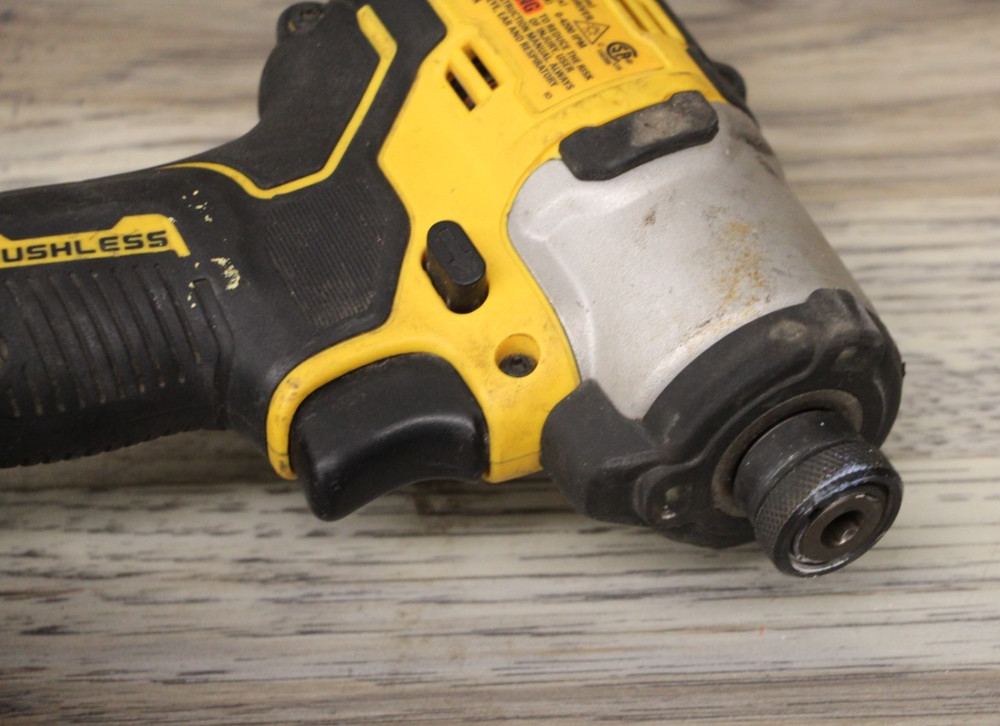 DeWalt DCF840 20V 1/4" Cordless Impact Driver TOOL ONLY