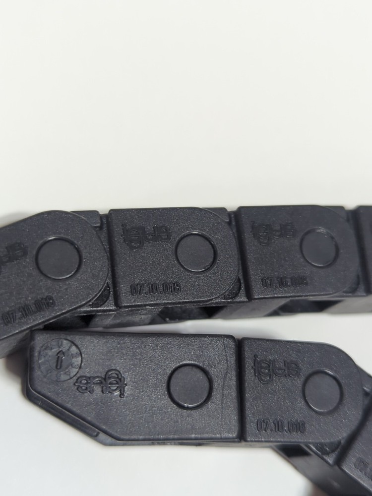 Igus 07.10.018 x 13" E-Chain Section