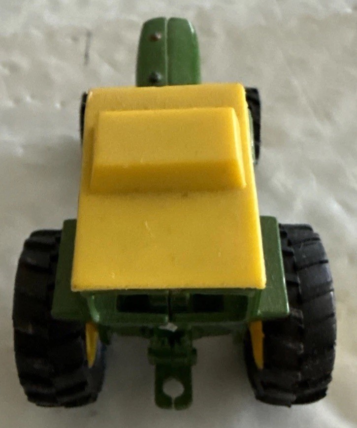 John Deere Tractor 1/64 Scale #2