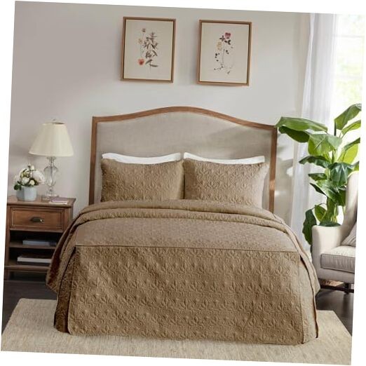 Quebec Split Corner Quilted Bedspread Classic King Khaki Fitted Bedspread