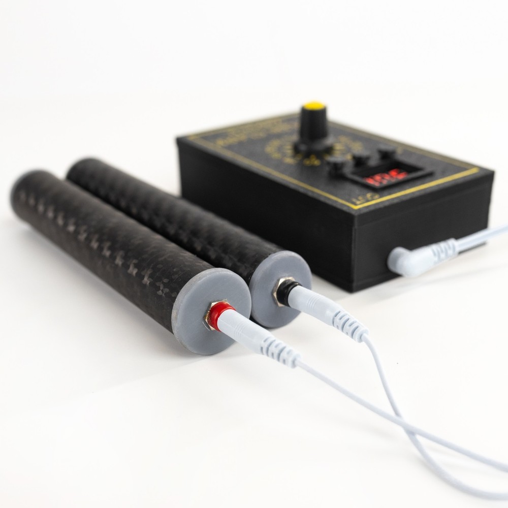 Hulda Clarck’s Protocol Gadget Multi Frequency Zapper full kit