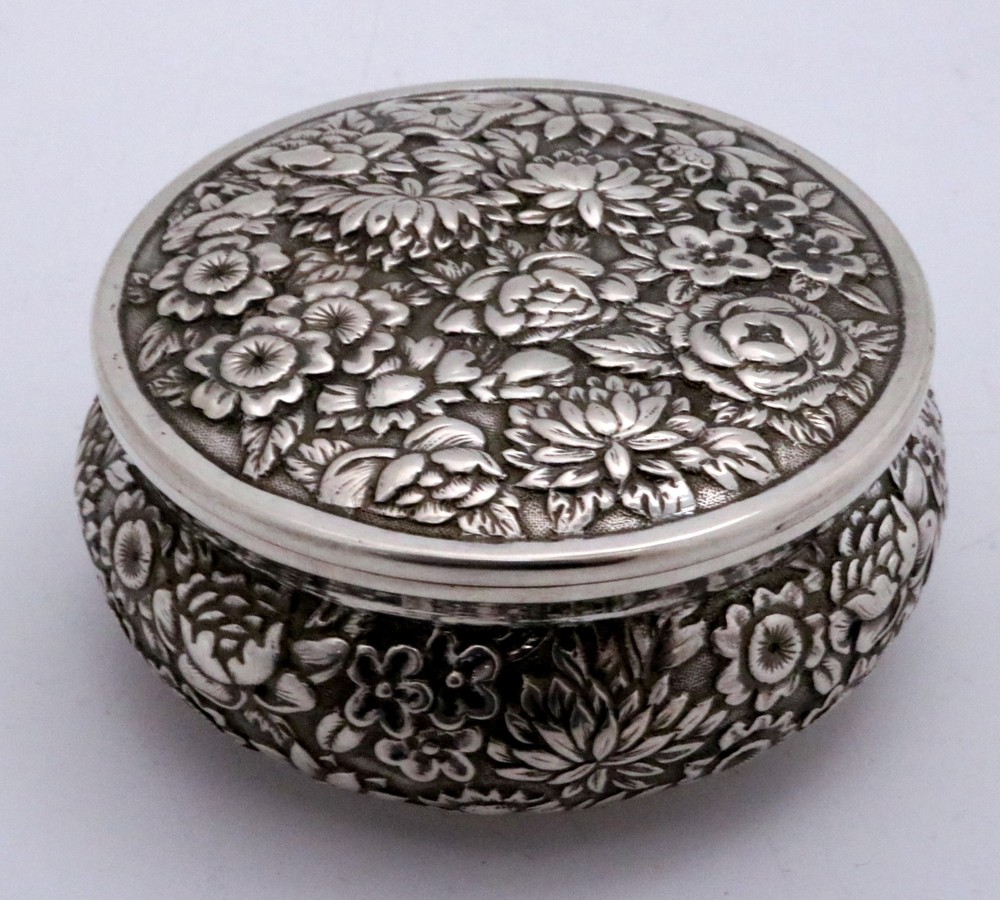 Wang Hing Chinese Export Repousse Sterling Silver Lidded Box