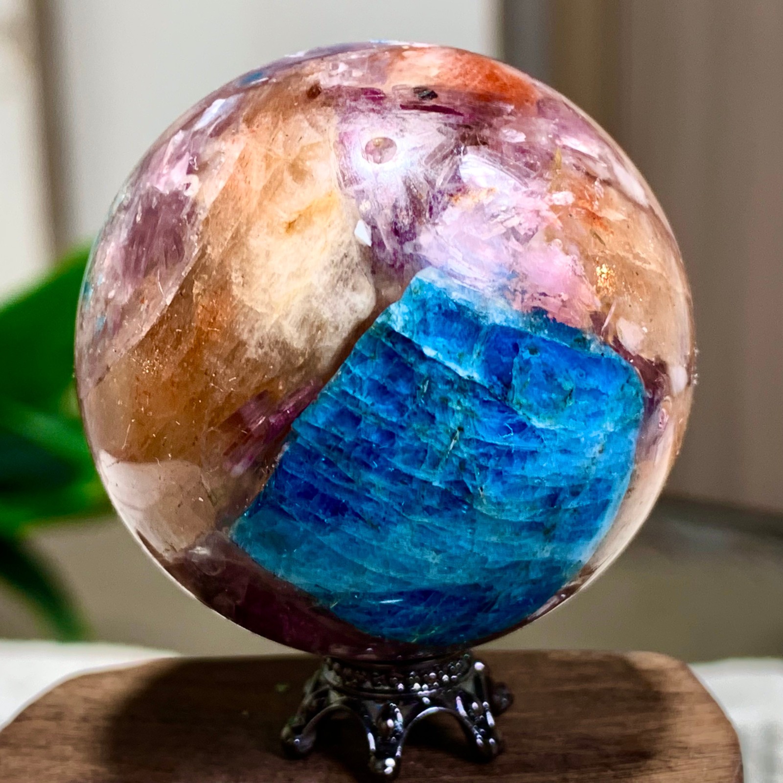 113G Natural Blue Aptite +Sun Stone purple lepidolite Sphere mineral sample