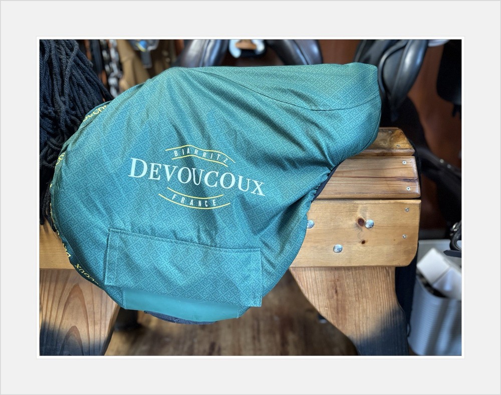Devoucoux Biarritz Lab Jump Saddle. 18” Arcade Normale