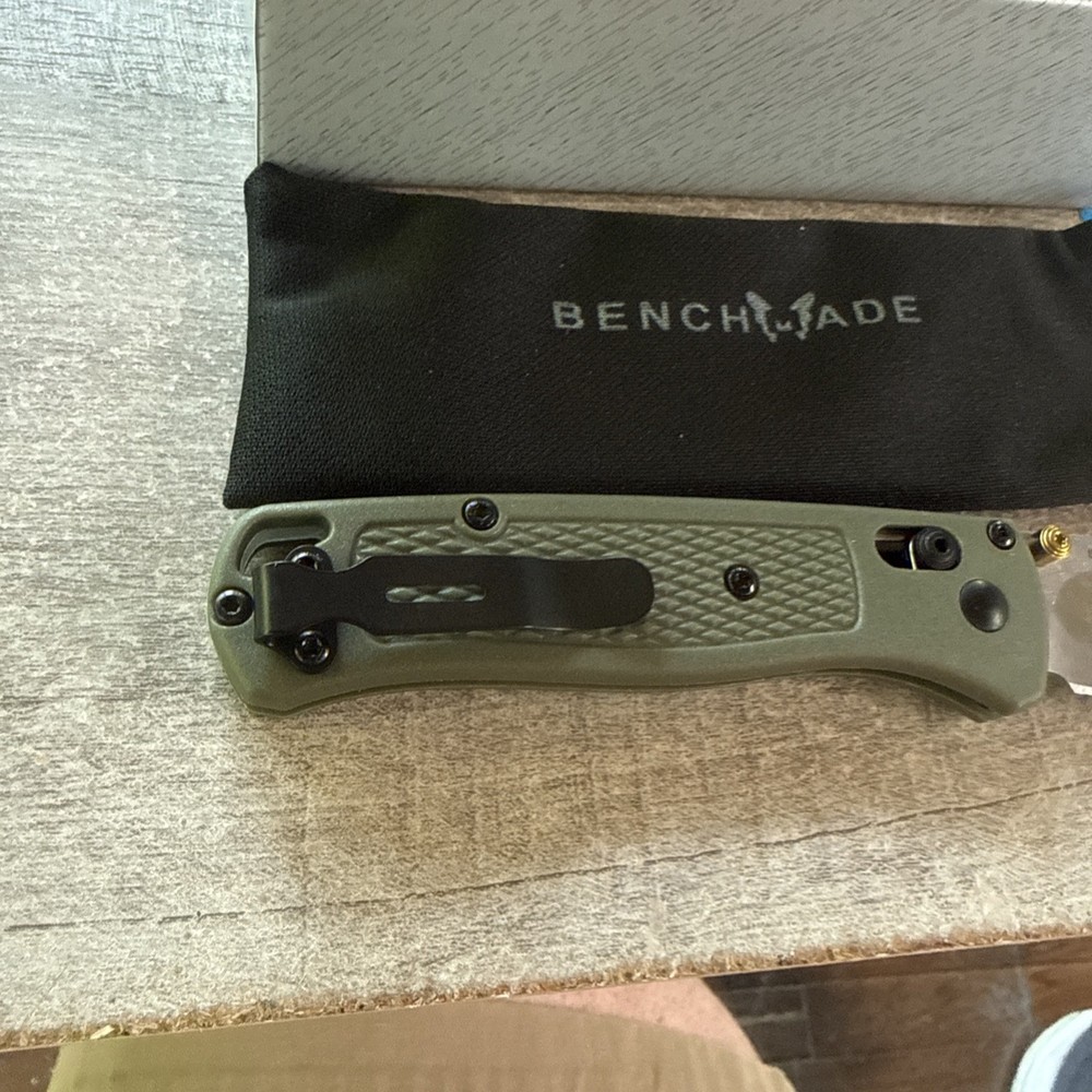 Bugout* 535 Olive S30V AXIS Lock EDC Stainless Blade Authniticity unverified