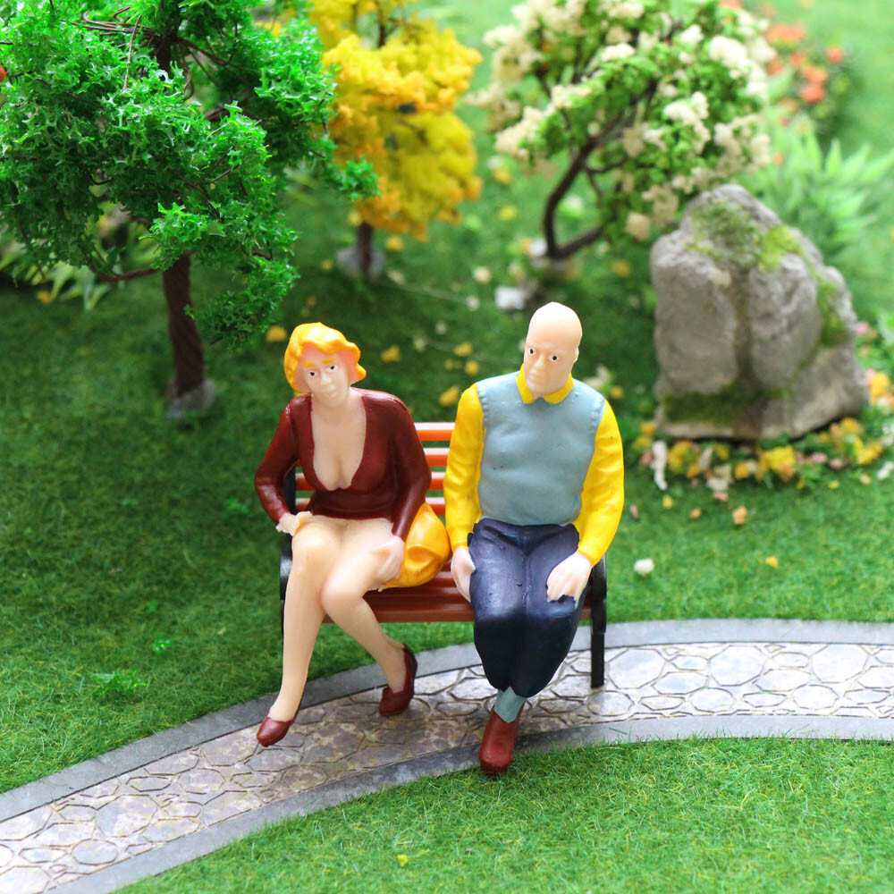 P2509 Model Trains 12pcs G Scale Figures 1:25 Seated People 12 Different Poses