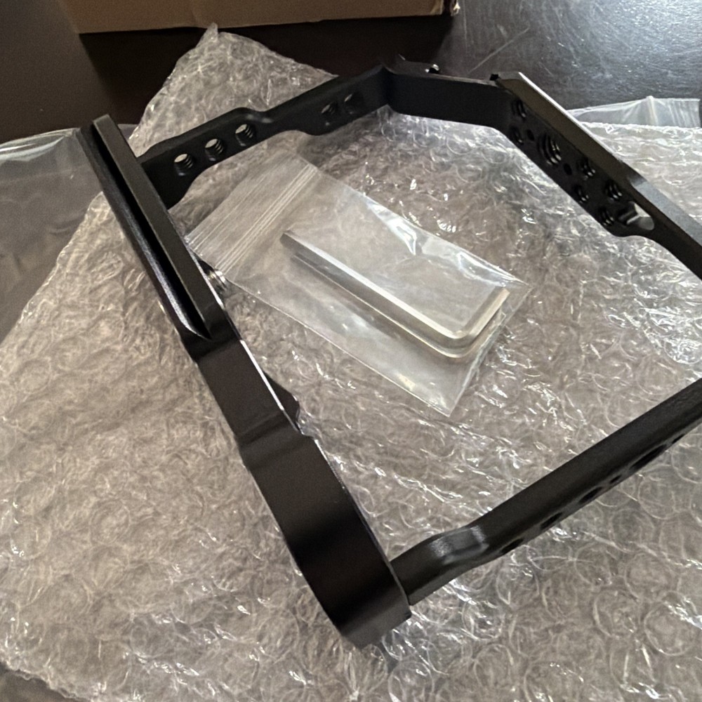 Camera Cage Full Frame for Canon EOS R50 Mirrorless Camera Arca JLWin