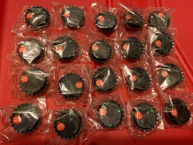 20 MILLER LITE BOTTLE CAP PIN ON LIGHTS-DO NOT WORK