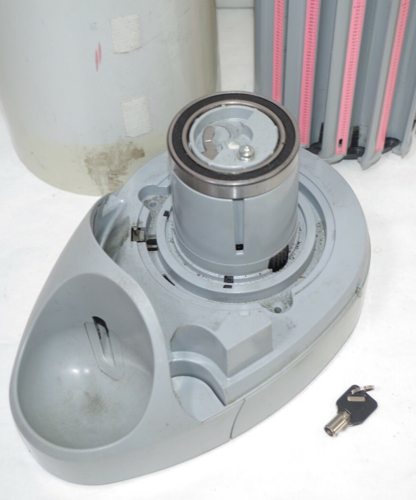 De La Rue Model: 5900 Automatic Coin Dispenser W/Key Untested READ