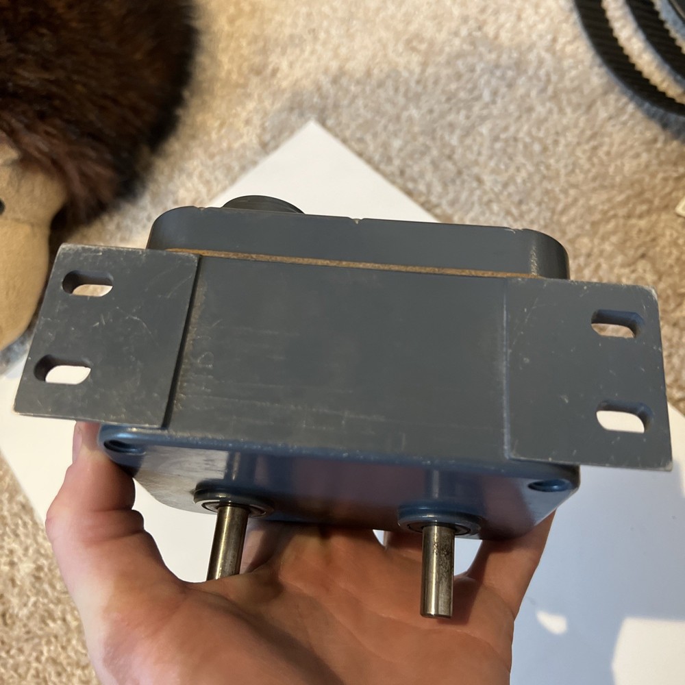 E42 Model Unidirectional Adjustable Speed Drives. ZERO MAX