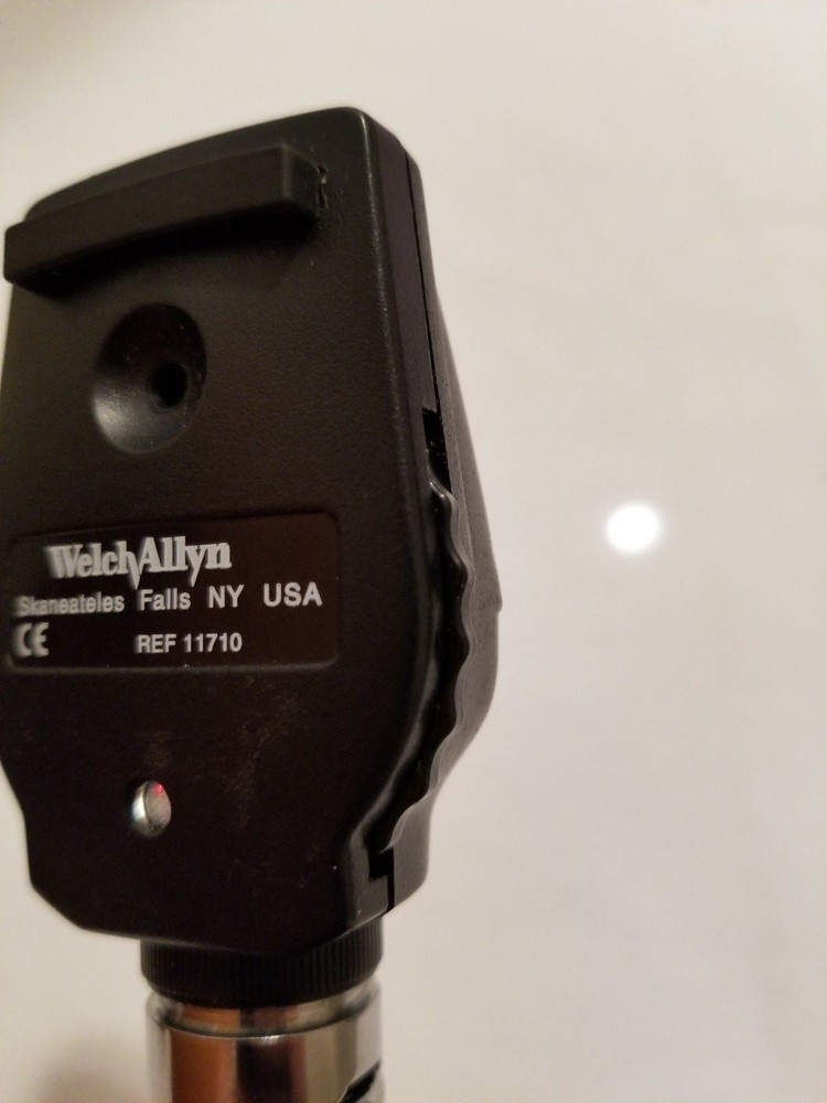 Welch Allyn Macroview Set with Ophthalmscope and Plugin Handle