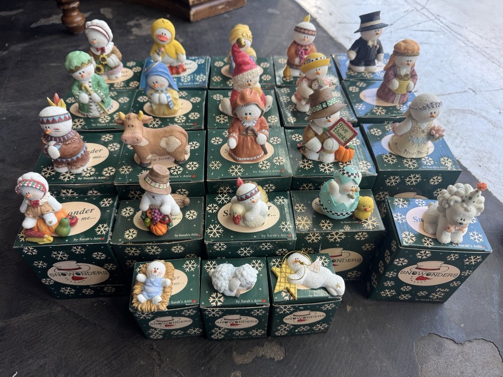 Sarah's Attic Snowonders Figurine