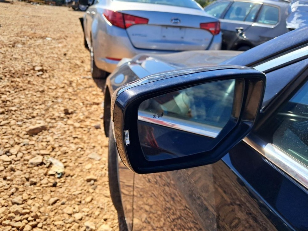 CT6 2017 Glove Box 4809727