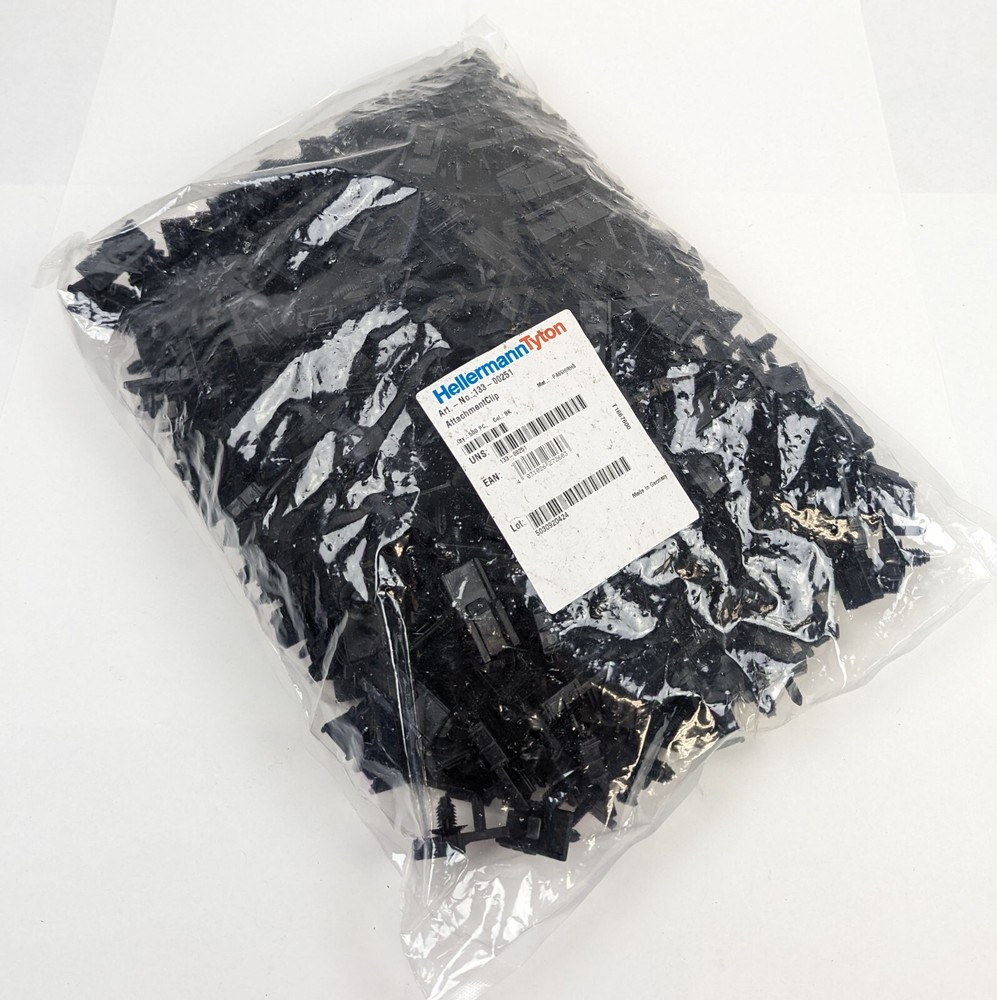 500 HellermannTyton 133-00251 Cable Tie Attachment Clip Black NEW