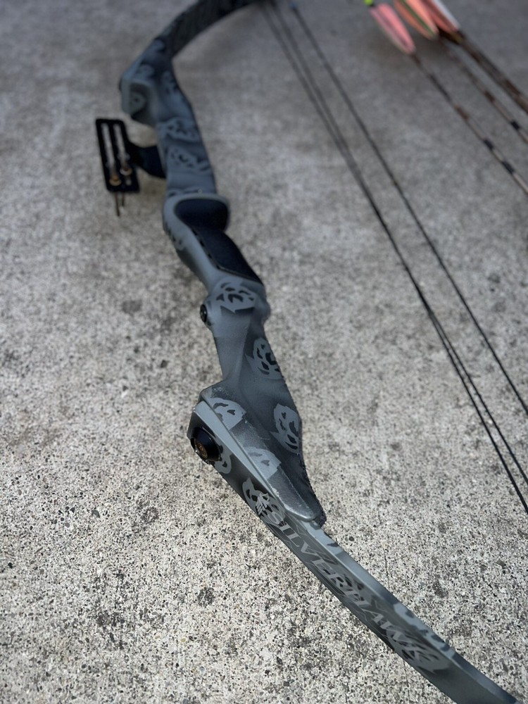 SilverHawk Compound Bow