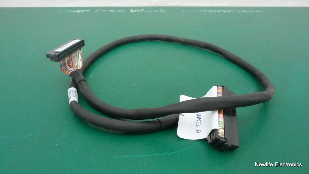 HP A7231-63039 SCSI Cable B-Channel