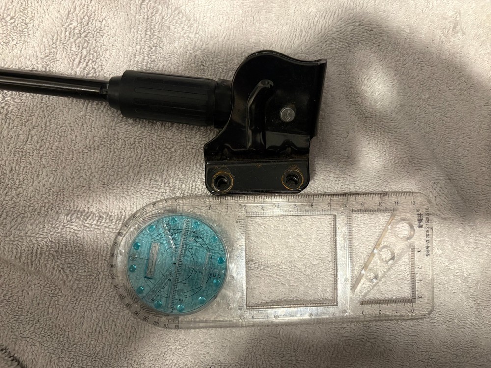 Bicycle kickstand