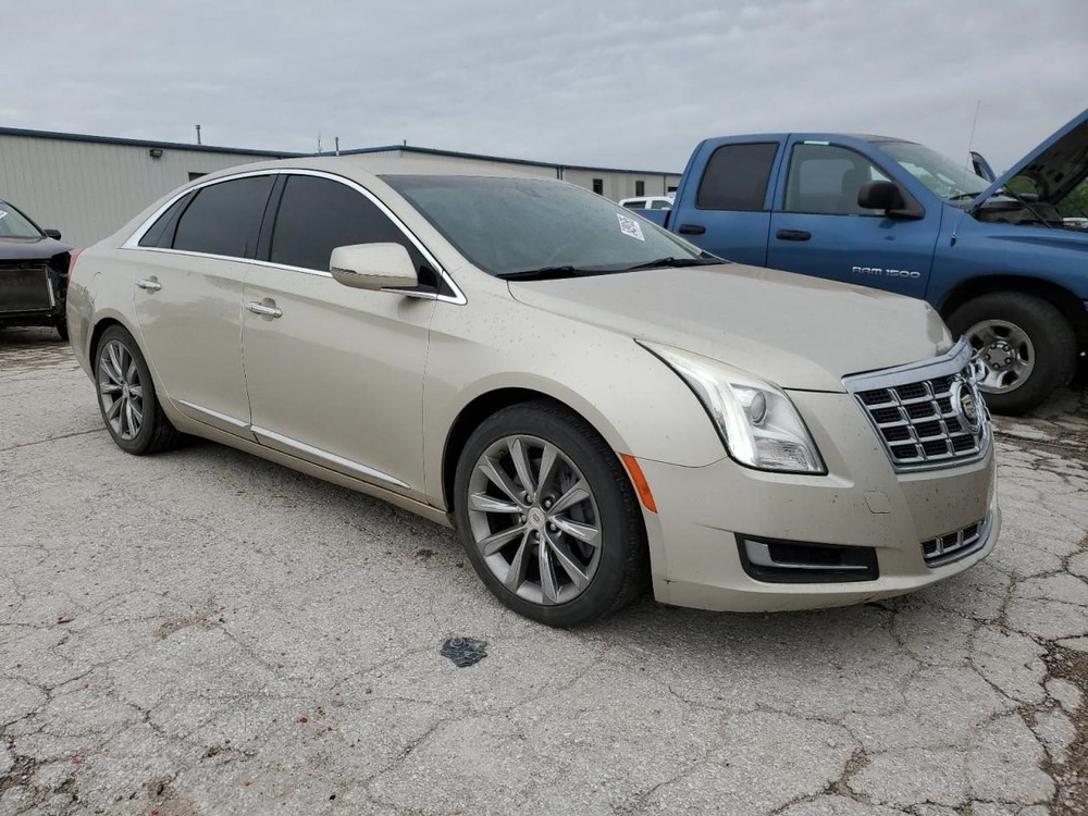 2013 CADILLAC XTS Engine Wire Harness