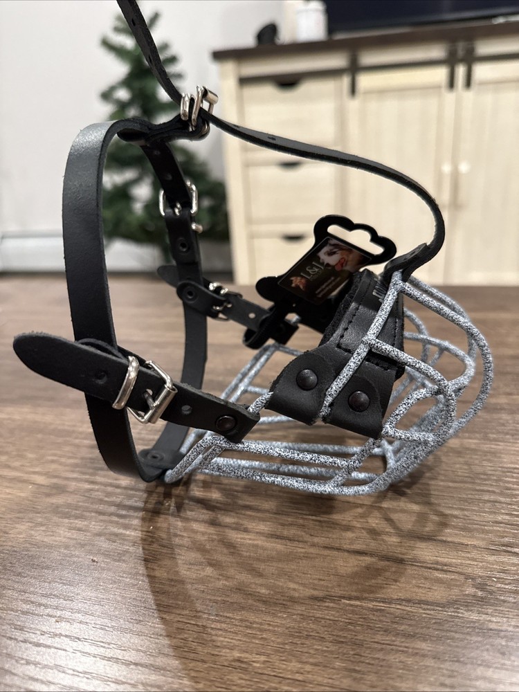 dog muzzle for small dogs