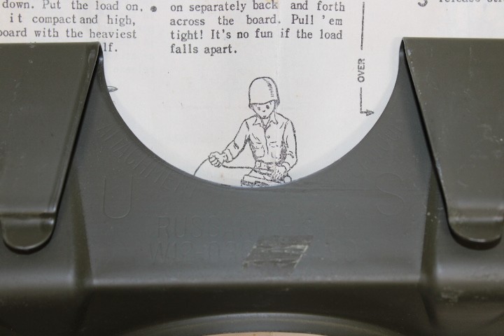 US Military Issue USMC ARMY WW2 1944 DATED PACKBOARD SHELF with Instructions