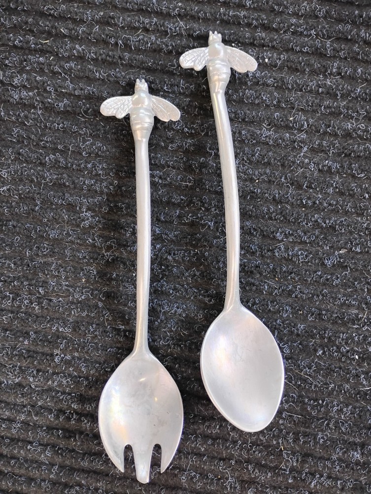 Mariposa Serving Spoon And Fork Salad Bee