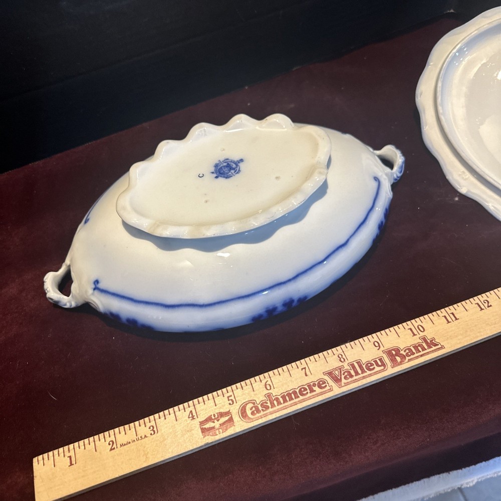 Flo Blue Vintage Covered Server