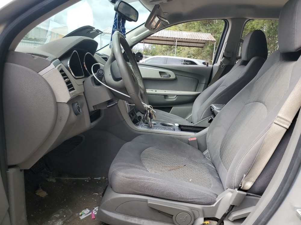 TRAVERSE 2012 Glove Box 4870618