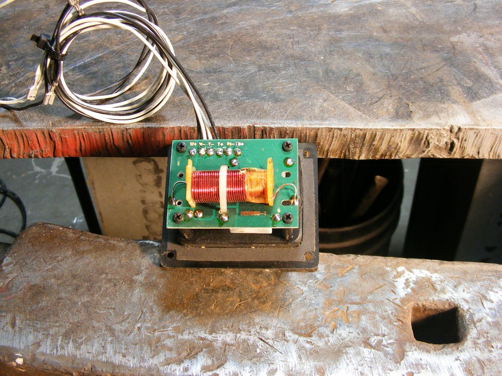 Polk Audio 3 speaker crossover connection terminal tested from a tower