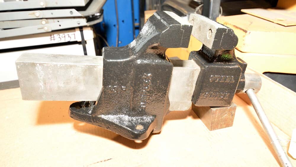 Simplex Bench Vise 43 p (Inv.42199)