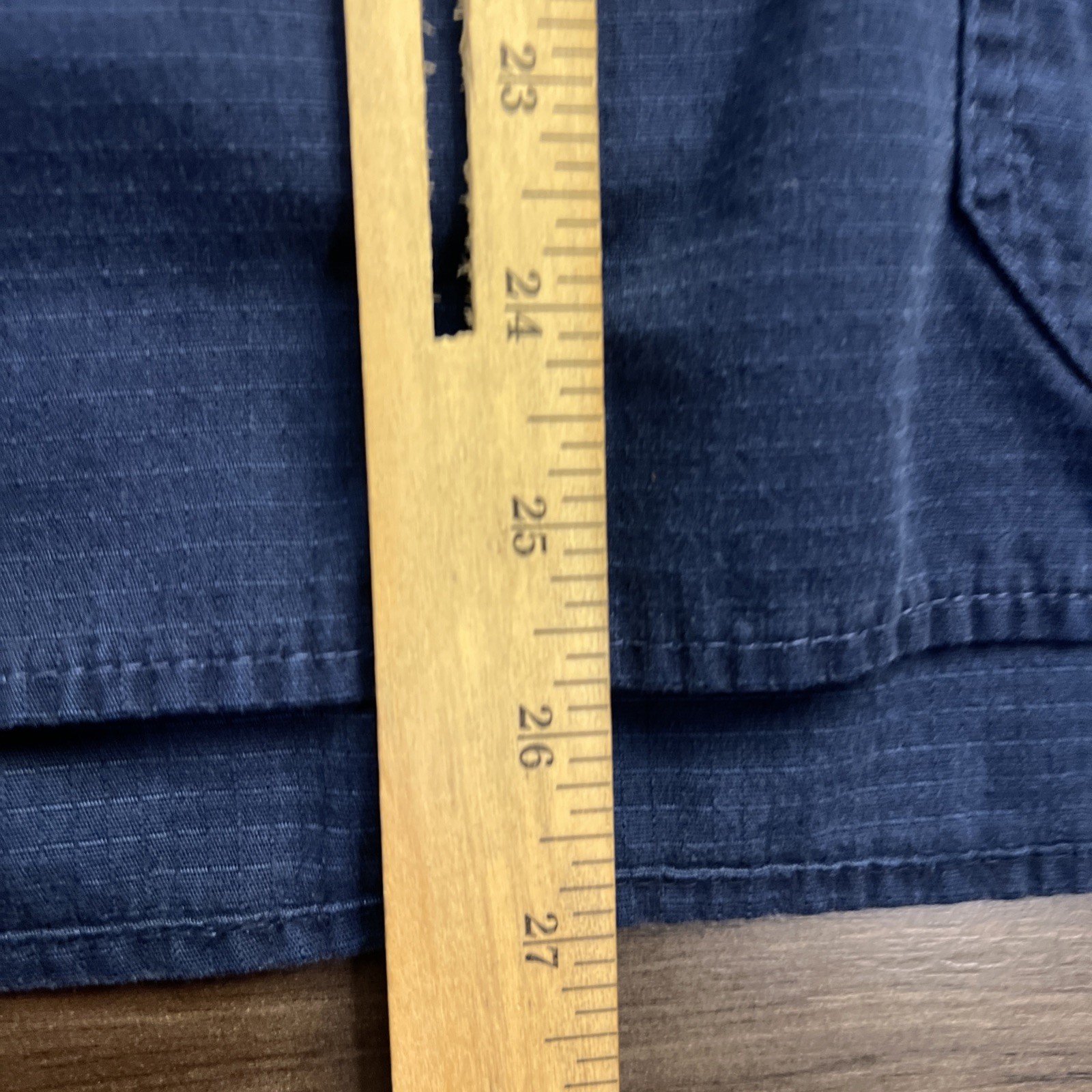 Carhartt Shirt Mens Large Blue Ripstop V-Neck Pockets Medical Uniform Scrub