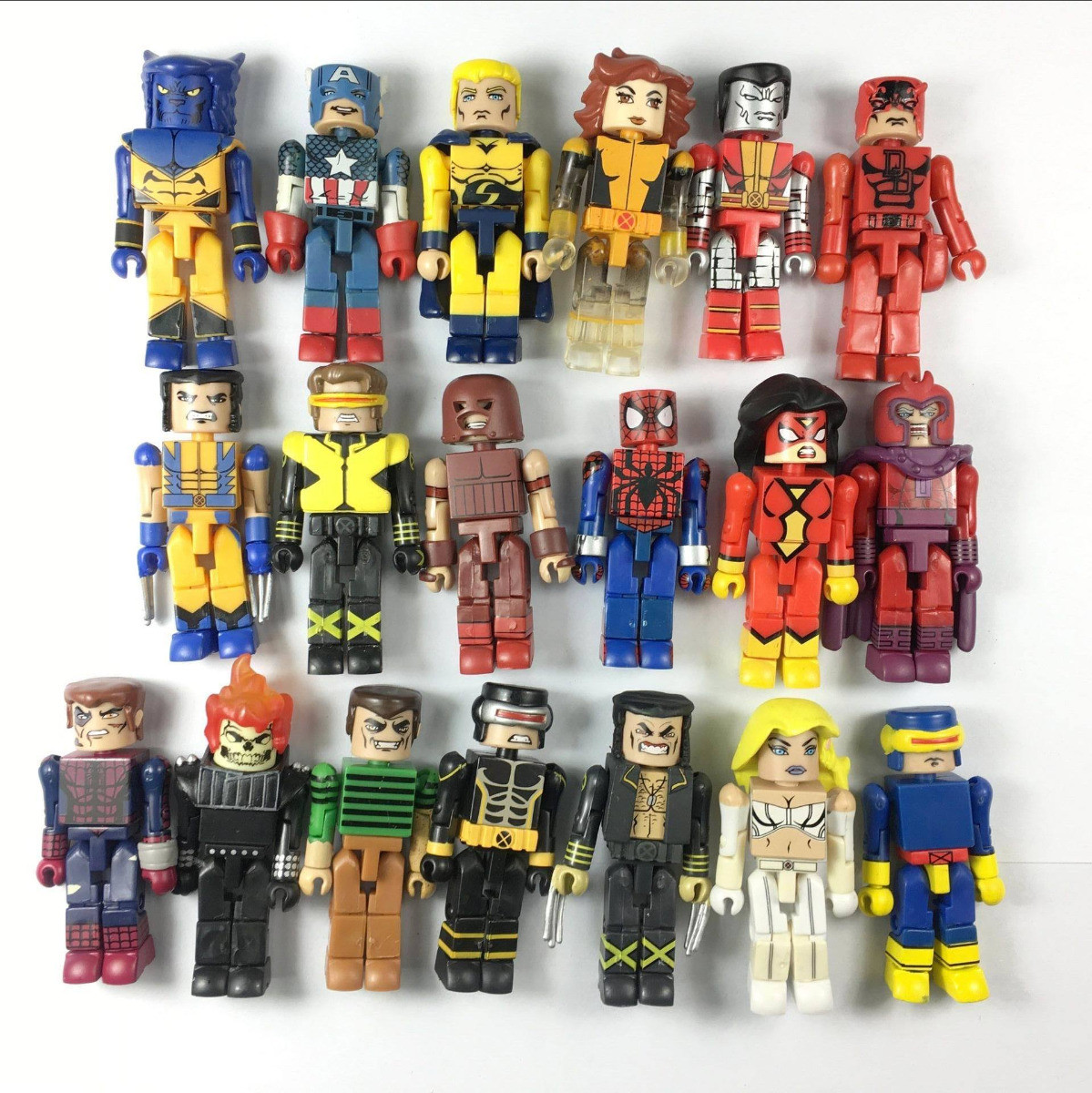 Lot 8PCS Marvel Universe Minimates Spider Man Wolverine Figures Kids Toy Random