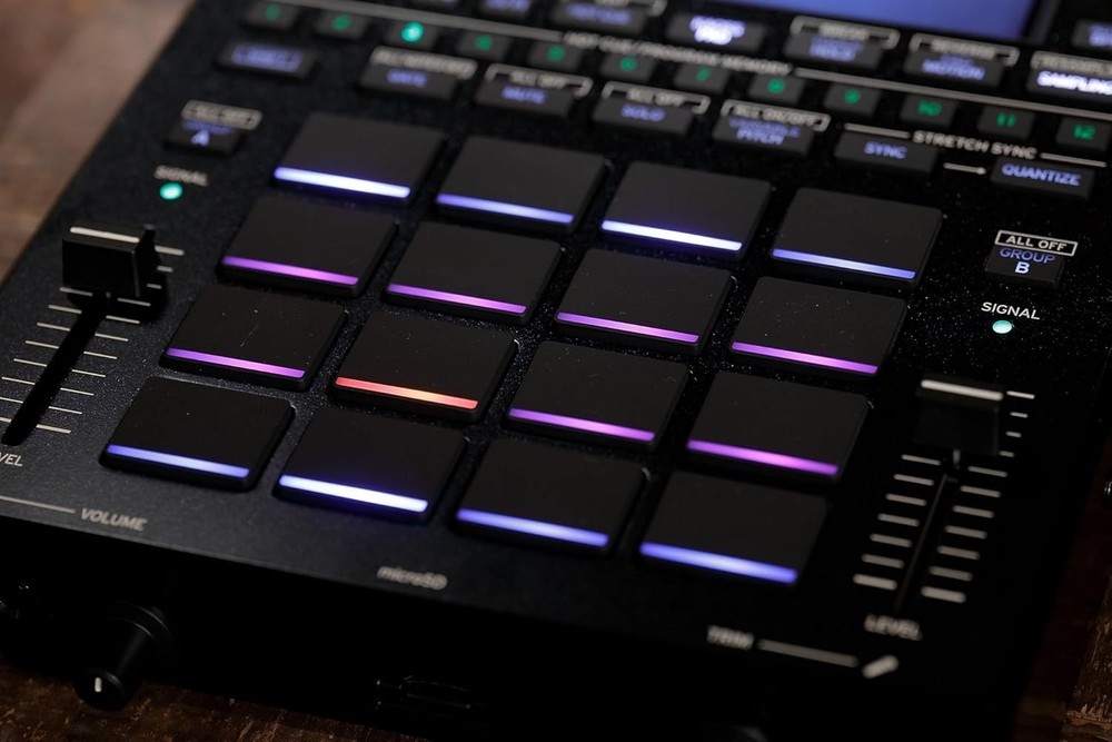 KORG KAOSS Replay DJ Effects/Sampler: All-in-One DJ Performance Tool