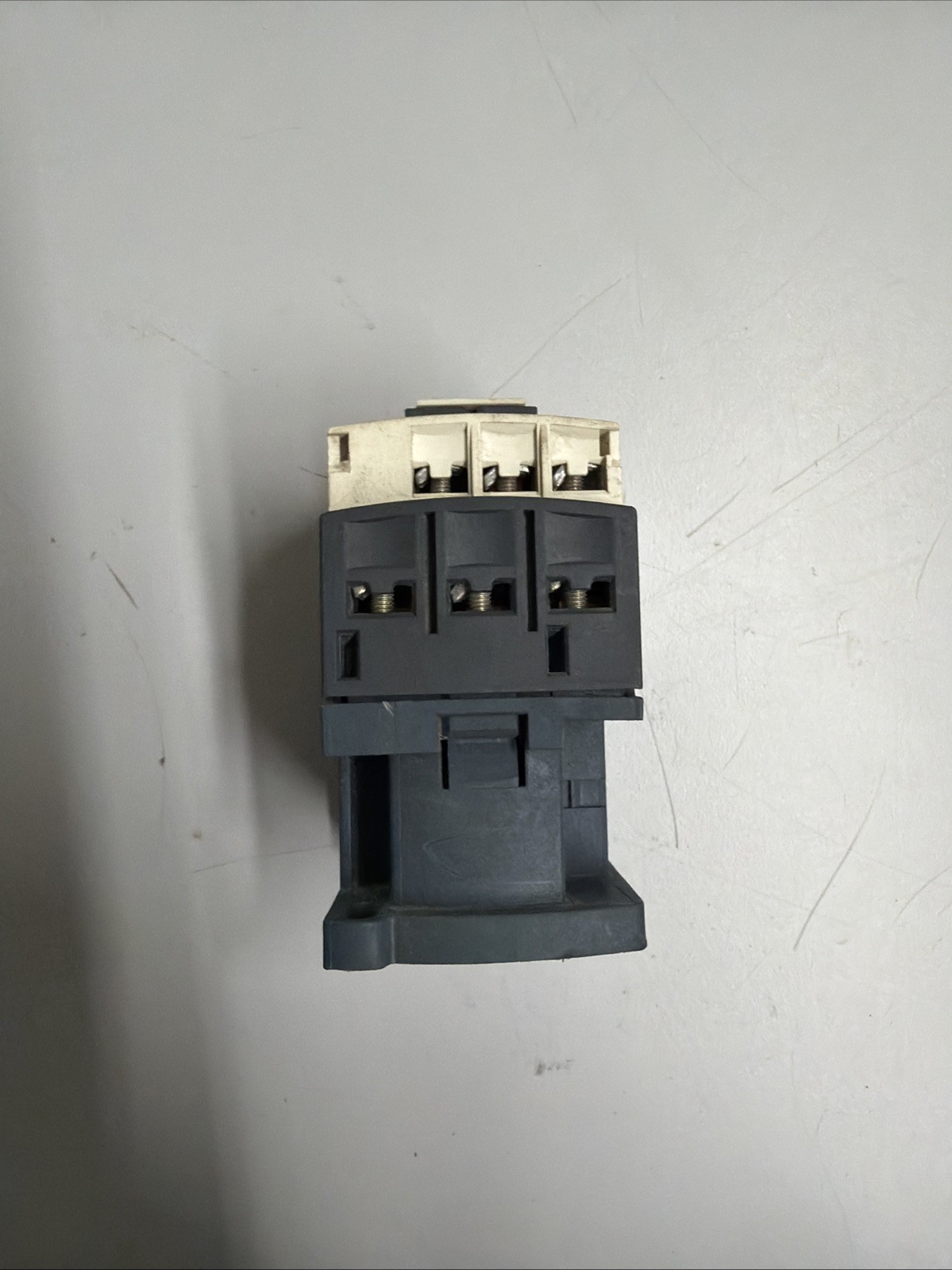 Schneider Electric LC1D09 480V Coil