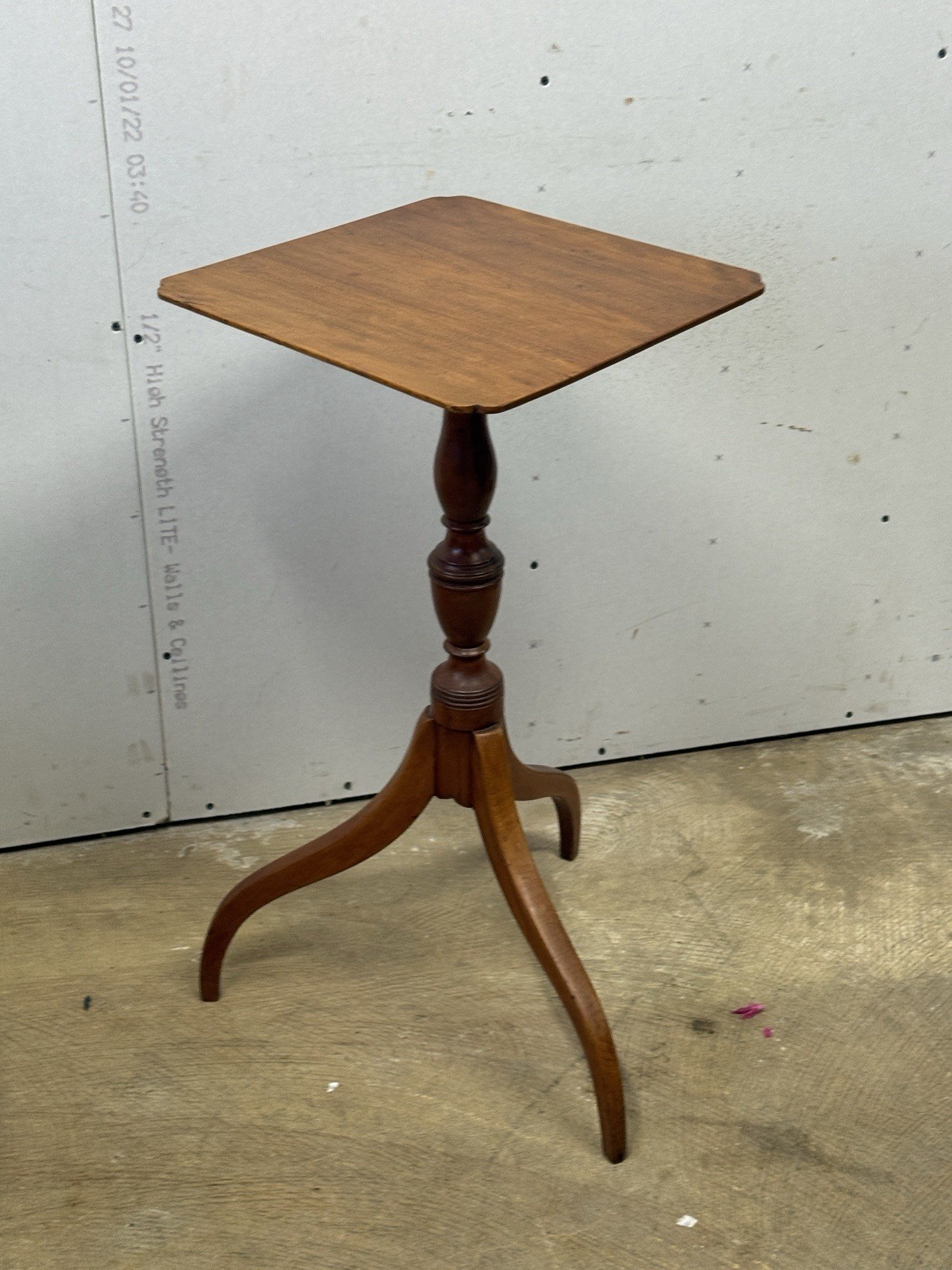 Antique New England maple federal cherry candle stand 1810 spider legs