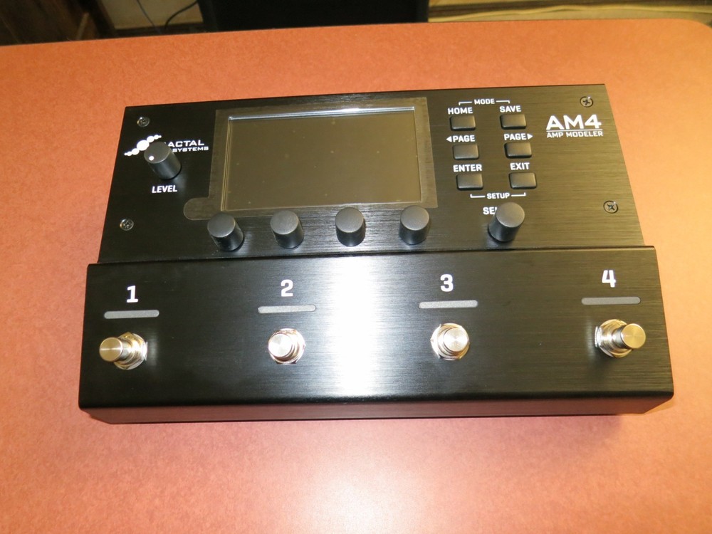 Fractal Audio Systems AM4 Amp Modeler + Multi-Effects Unit