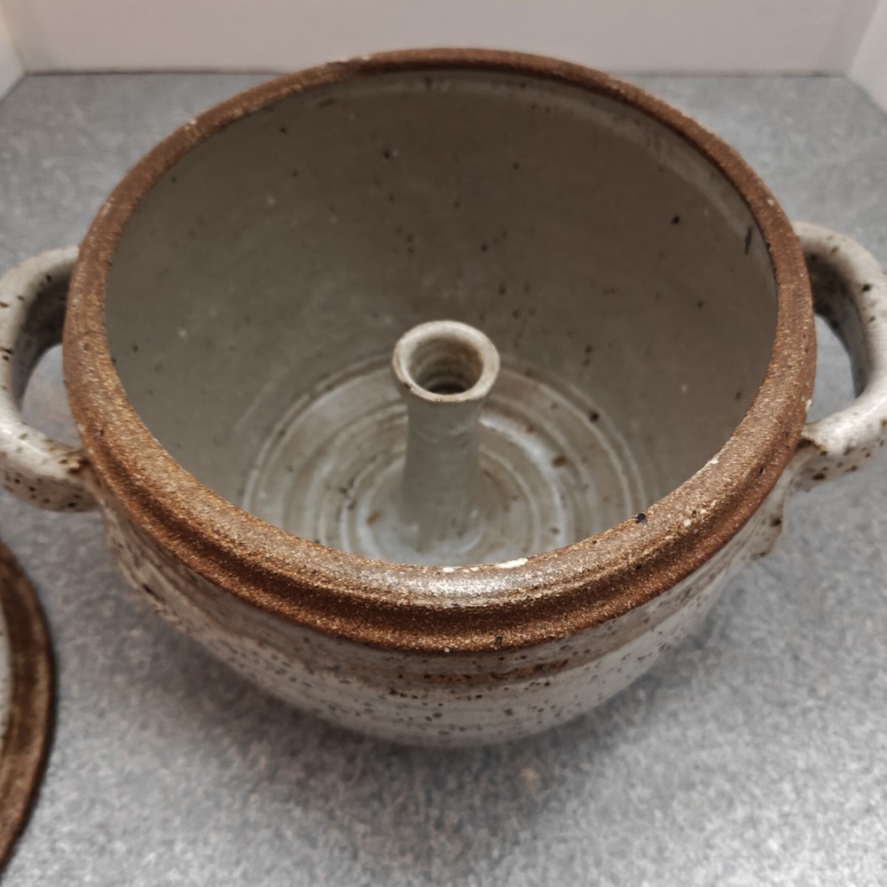 Ceramic Stoneware Central Chimney Steamer Pot