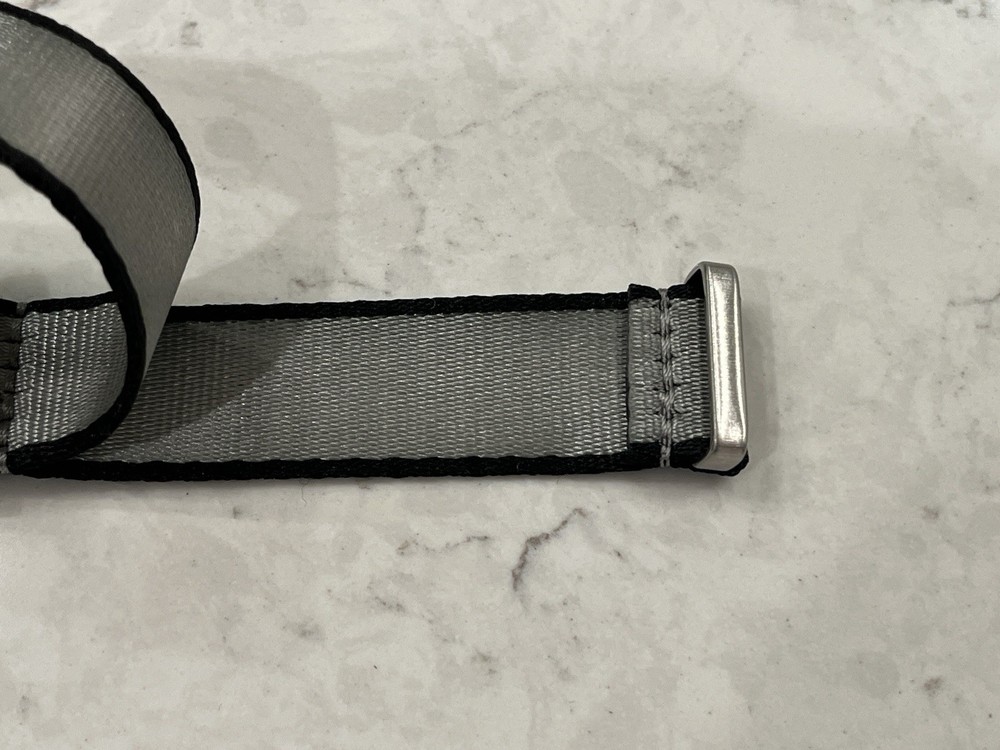 BluShark AlphaPremier - Silver & Black 20mm Brushed