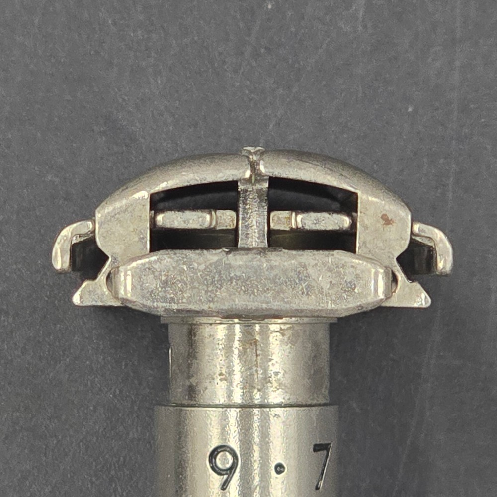 Vintage 1964 Gillette Slim Adjustable 1-9 DE Safety Razor Date Code J3