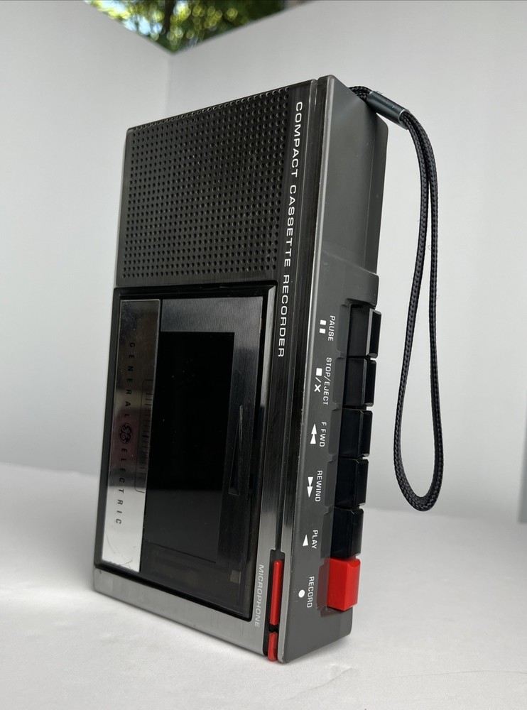 General Electric Compact Cassette Player Recorder Model 3-5300A TESTED & WORKING