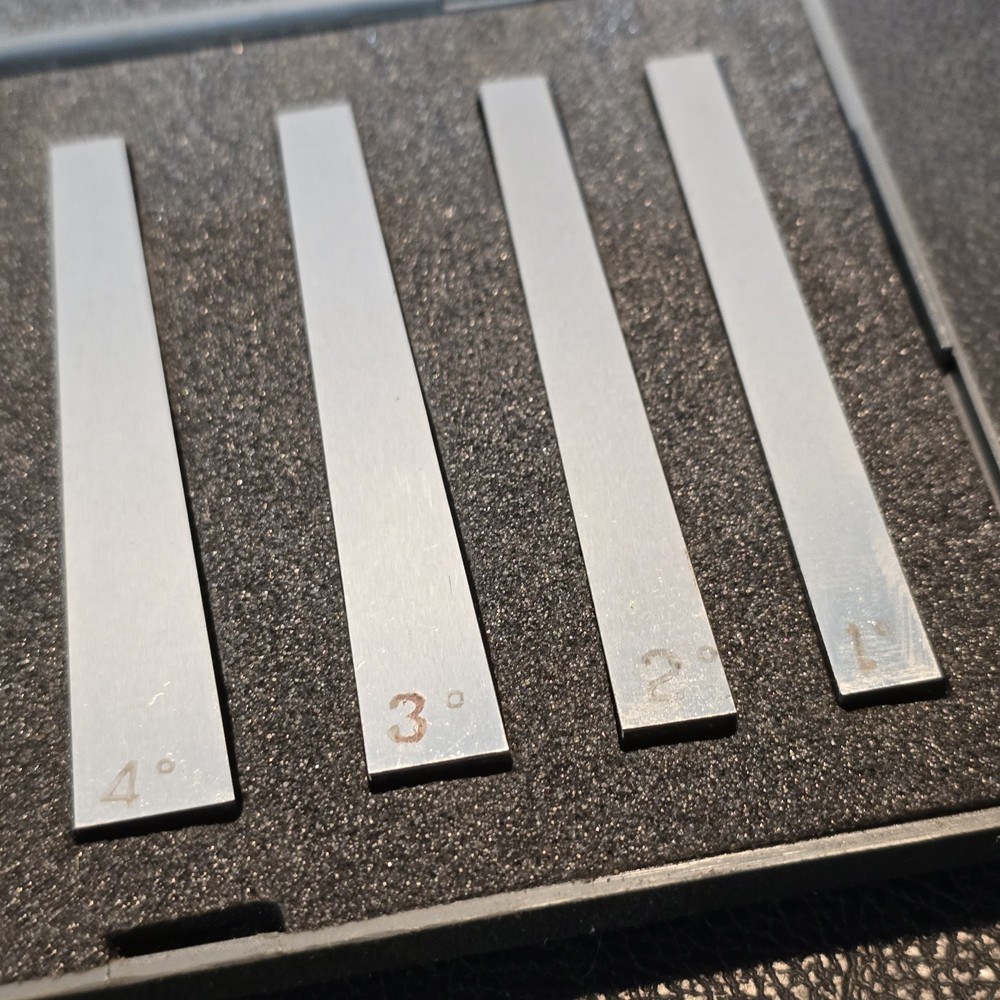 Angle Block Set 1 to 30° Angle Steel