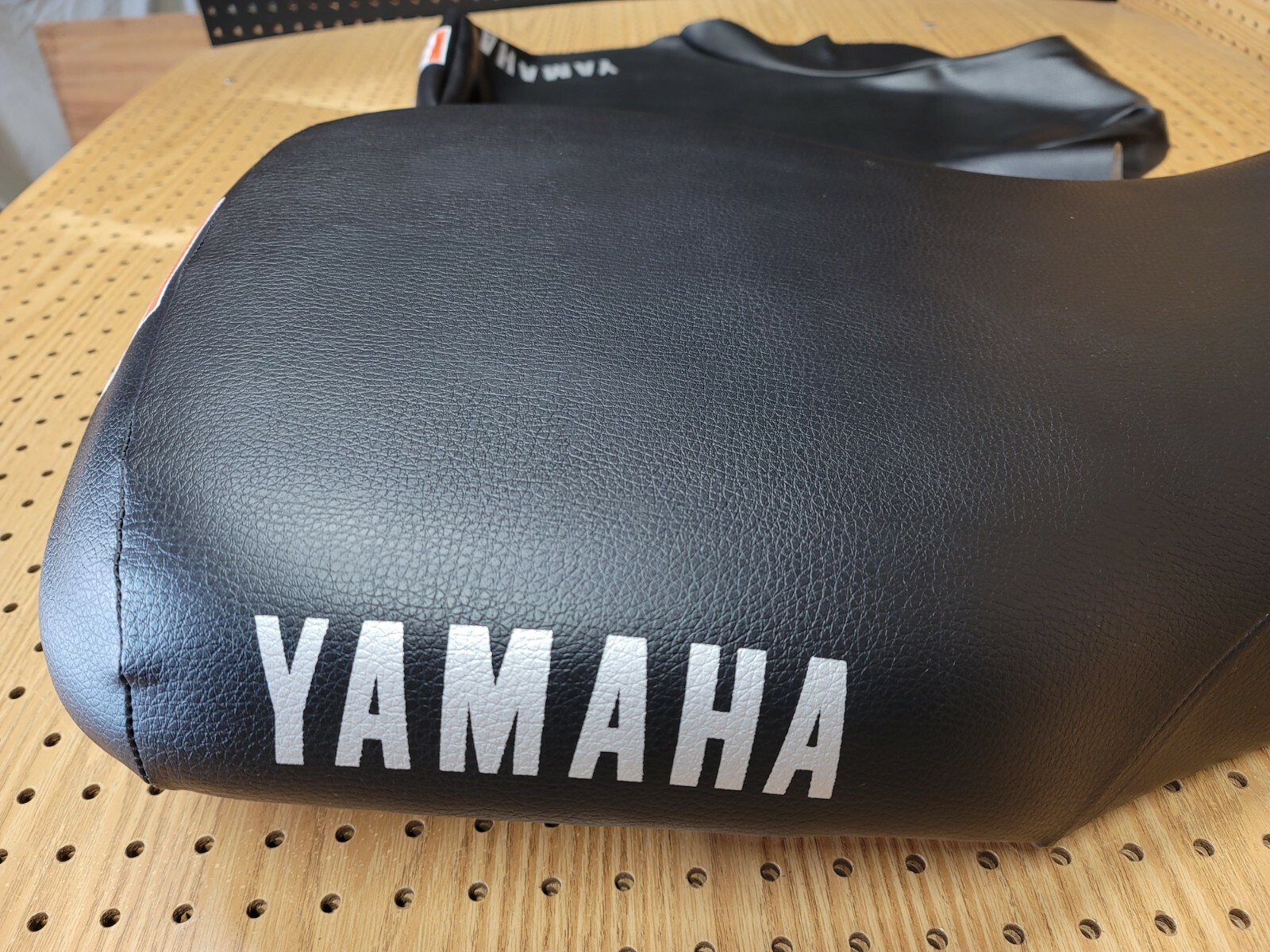 YAMAHA BIG BEAR400 YAMAHA BIG BEAR 400 SEAT COVER 2000 TO 2006 (BLACK) [Y*-180]